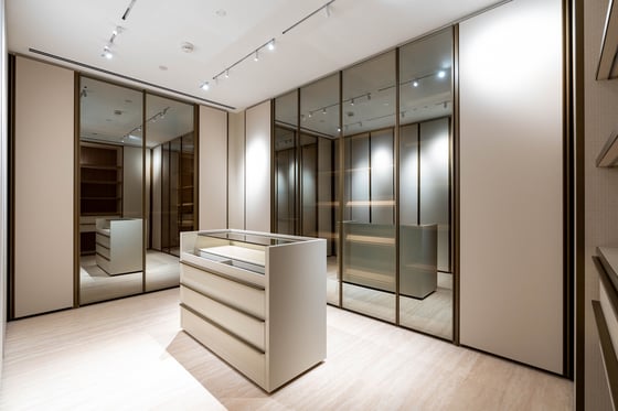 Panoramic Views | Luxury Living | Spacious, picture 36