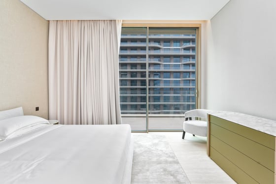 Panoramic Views | Luxury Living | Spacious, picture 13