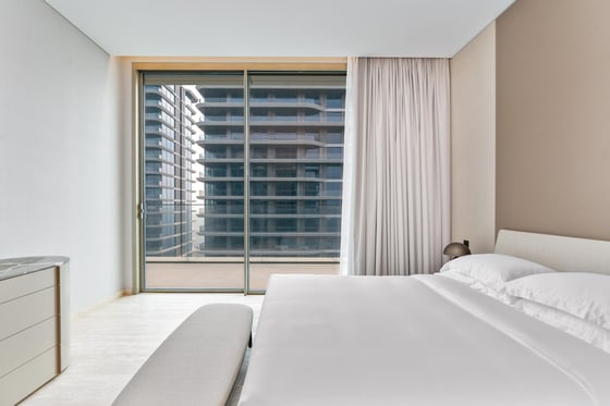 Panoramic Views | Luxury Living | Spacious, picture 17