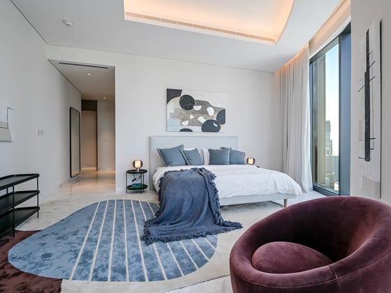 Refined Furnished Penthouse in Downtown Dubai, picture 3