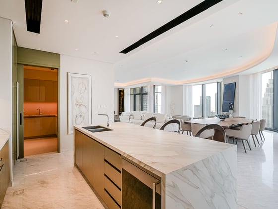 Refined Furnished Penthouse in Downtown Dubai, picture 15