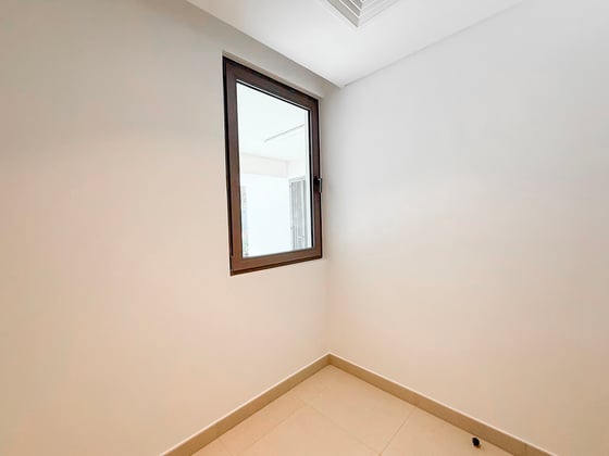 Vacant | Close to Pool and Park | Prime Location, picture 16