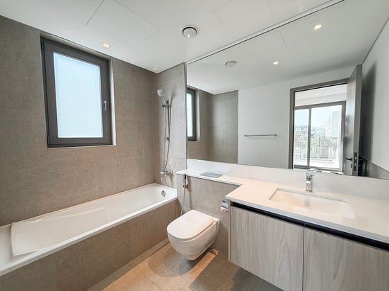 Vacant | Close to Pool and Park | Prime Location, picture 18