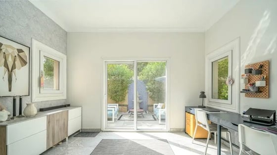 Priced to Sell | Extended | Internal Location, picture 7