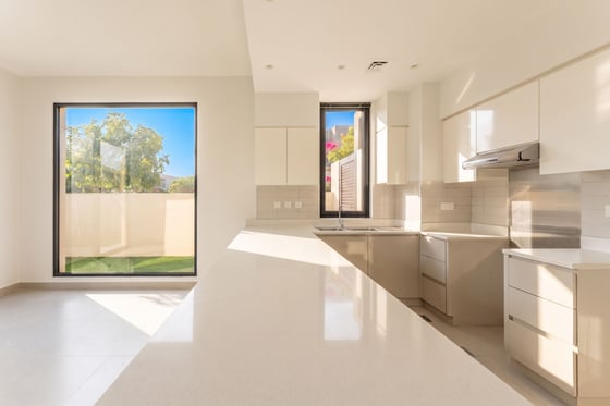 True Greenbelt | Corner | Motivated Seller, picture 4