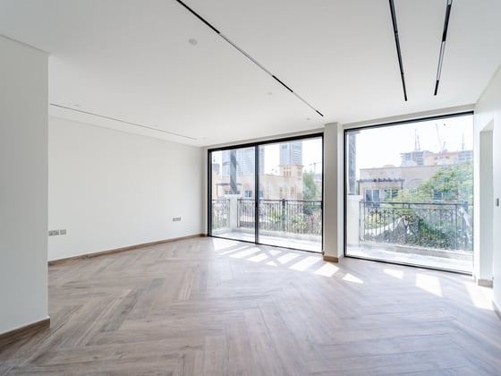 One of a Kind | Fully Upgraded | Vacant., picture 13