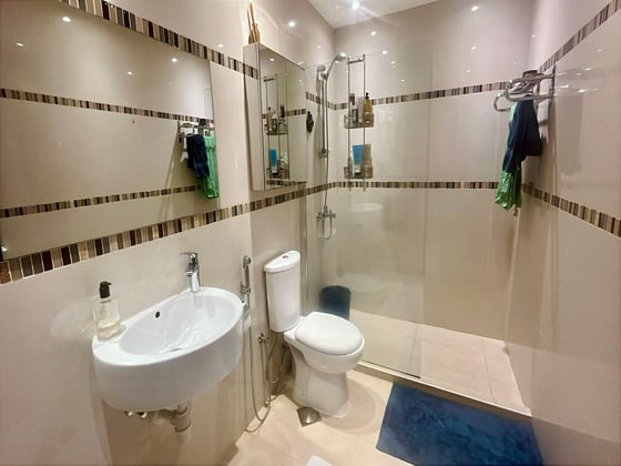 Best Priced | Upgraded 2-BR + Study | Single Row, picture 11