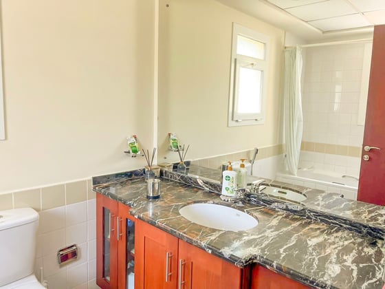 Best Priced | Upgraded 2-BR + Study | Single Row, picture 8