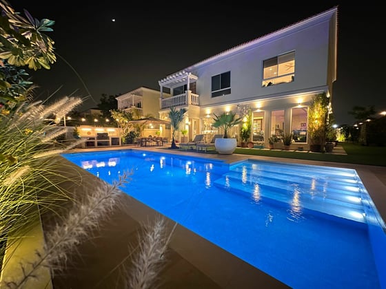 Fully Upgraded | Luxury Finishing | Next To Parks, picture 1