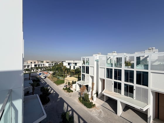 Walkable Amenities | Community-Facing Pool, picture 1