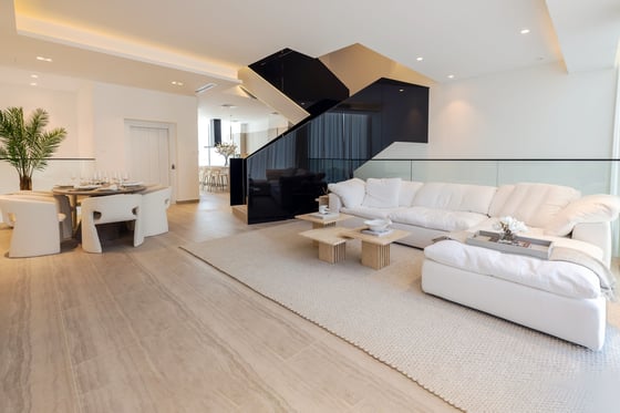 Luxury | Private Pool | Lift | Brand New | Vacant, picture 2