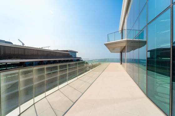Luxurious Penthouse with Private Lift and Lobby, picture 15
