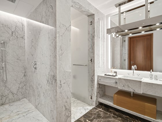 Exquisite Waterfront Apartment by Dorchester Collection, picture 12