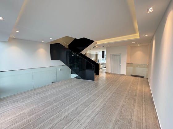 Prime Location | Private Rooftop Retreat, picture 10