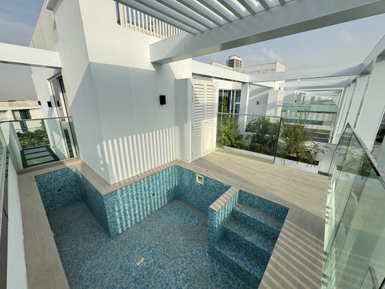 Prime Location | Private Rooftop Retreat, picture 27