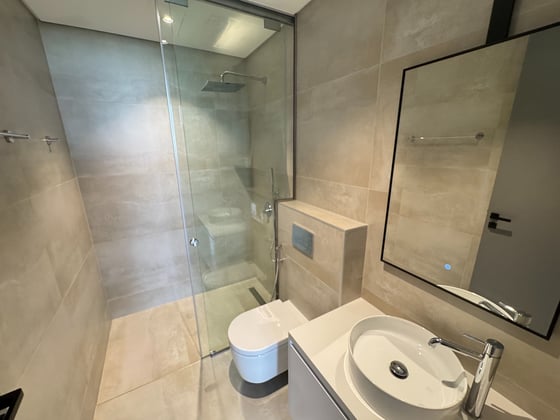 Prime Location | Private Rooftop Retreat, picture 18