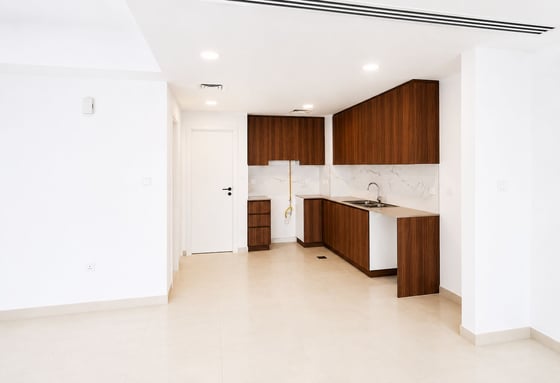 Well Maintained | Close to Pool | Tenanted, picture 3