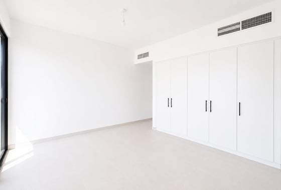 Well Maintained | Close to Pool | Tenanted, picture 5
