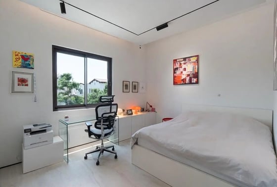Fully Renovated | Corner Plot | Vacant Now, picture 13