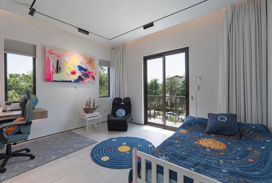 Fully Renovated | Corner Plot | Vacant Now, picture 15