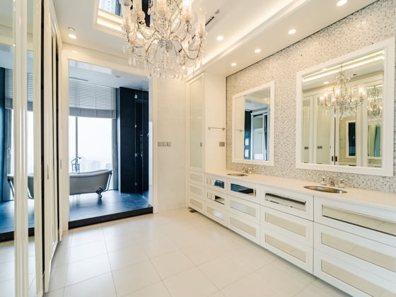 Penthouse w/ Private Pool | Stunning Views | Vacant, picture 2
