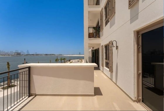Vacant | Burj Khalifa and Sea View | Terrace, picture 15