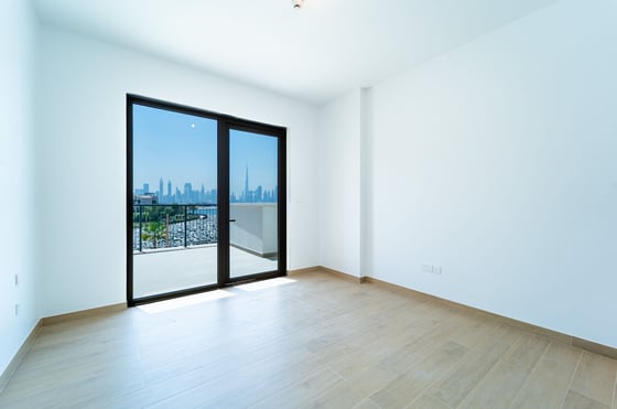 Vacant | Burj Khalifa and Sea View | Terrace, picture 18