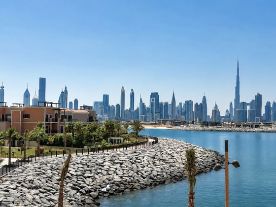 Vacant | Burj Khalifa and Sea View | Terrace, picture 1