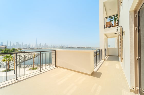 Vacant | Burj Khalifa and Sea View | Terrace, picture 5