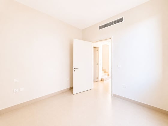 Vacant | Landscaped | Well Maintained..., picture 14