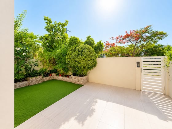 Vacant | Landscaped | Well Maintained..., picture 8