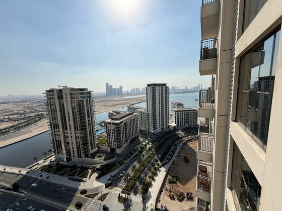 Higher Floor | Vacant | Water & Future Tower View, picture 1