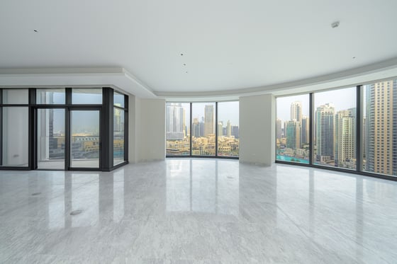 EXCLUSIVE LISTING | MID FLOOR | MOTIVATED SELLER, picture 1