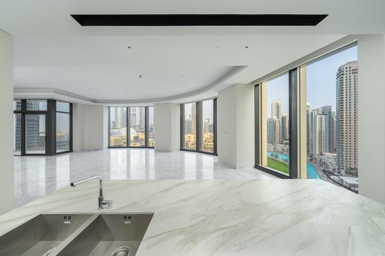 EXCLUSIVE LISTING | MID FLOOR | MOTIVATED SELLER, picture 3
