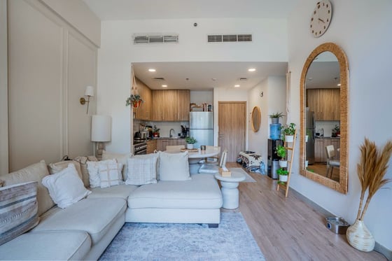 Spacious | Ellington | Natural Feel....., picture 3