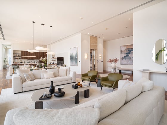 Skyline Elegance | Spacious 4-BR | Business Bay, picture 2