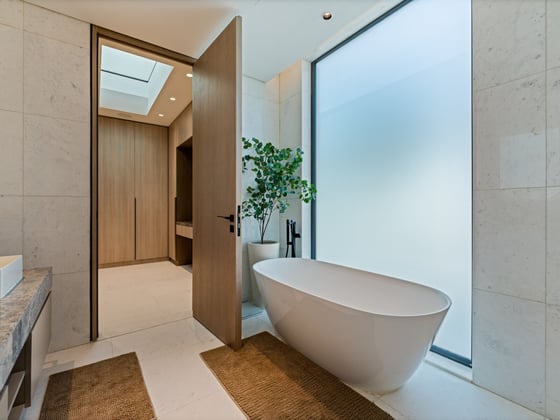Fully Furnished and Upgraded Luxury Villa, picture 22