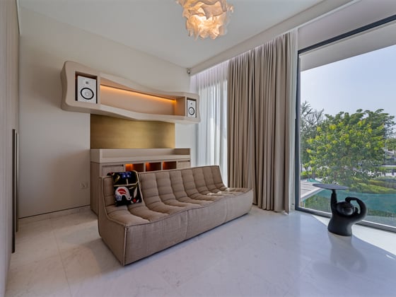 Fully Furnished and Upgraded Luxury Villa, picture 15