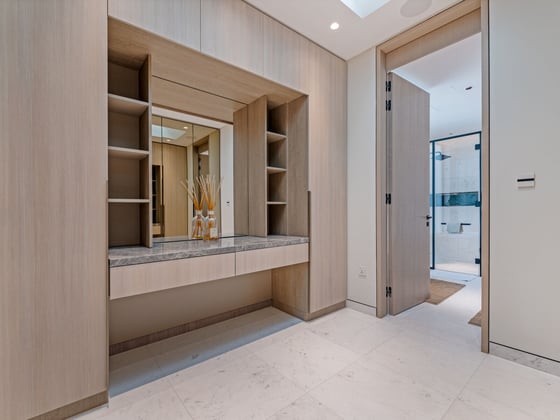 Fully Furnished and Upgraded Luxury Villa, picture 18