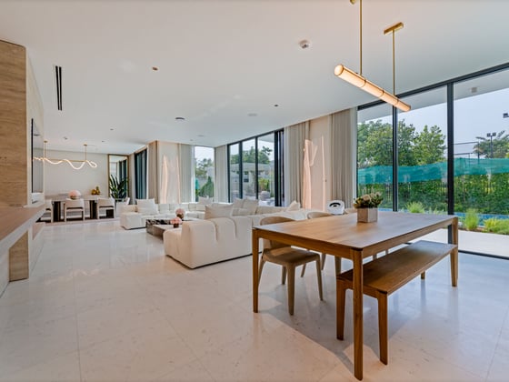 Fully Furnished and Upgraded Luxury Villa, picture 6
