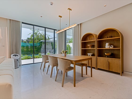 Fully Furnished and Upgraded Luxury Villa, picture 7