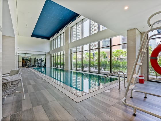 Stunning 2-BR | Waterfront View | Peninsula One, picture 1