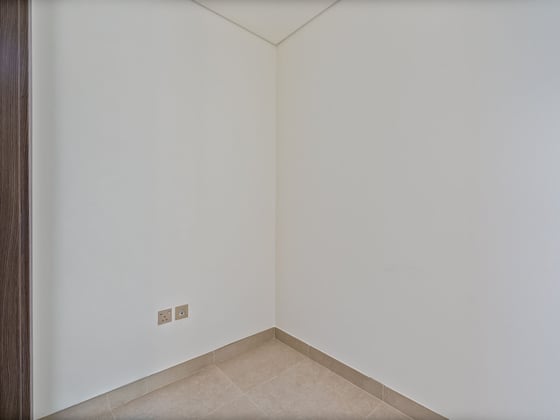 Stunning 2-BR | Waterfront View | Peninsula One, picture 13