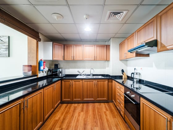 High Floor | Sea and  Full Marina View | VOT, picture 13