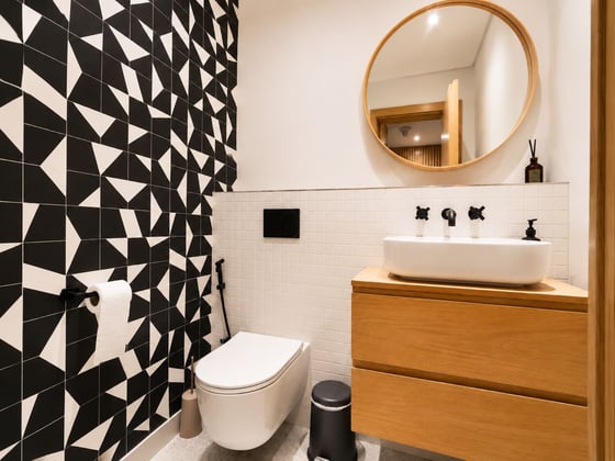 Fully Upgraded | Luxury Penthouse | Park Views, picture 9