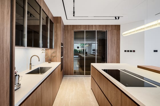 Expertly Redesigned | Spacious & Bright Villa, picture 6