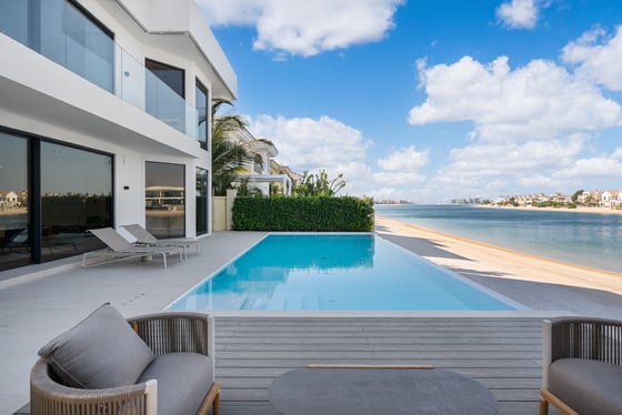 Expertly Redesigned | Spacious & Bright Villa, picture 17