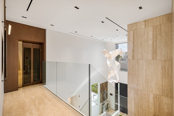 Expertly Redesigned | Spacious & Bright Villa, picture 10