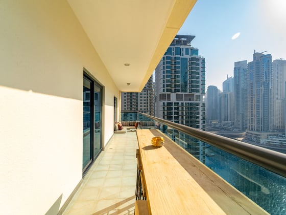 Water's Edge |Full Marina View | Large Balcony, picture 1