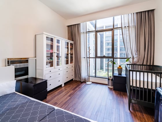 Pool and Park View | Upgraded | Prime Location, picture 15